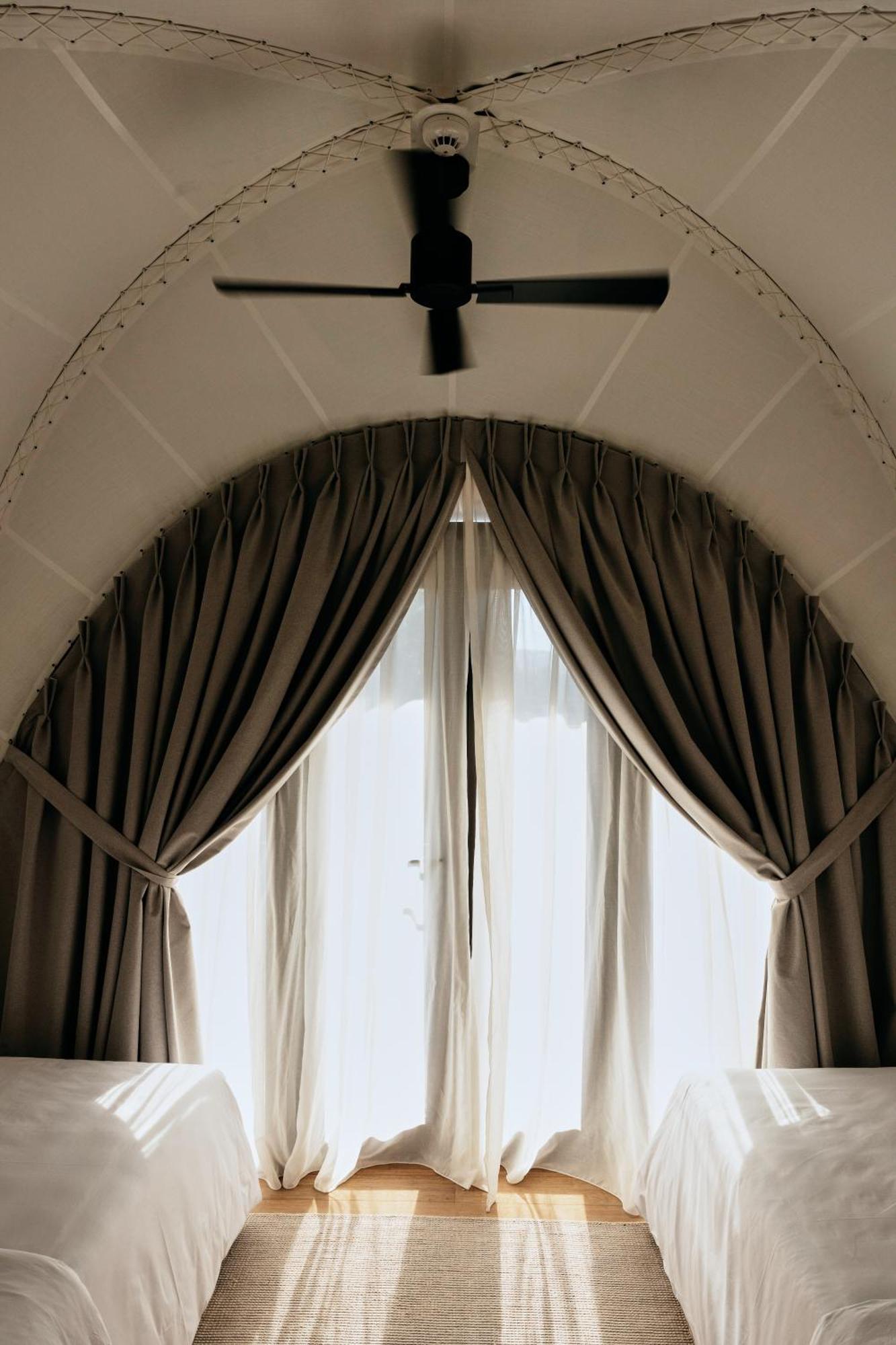 91 Athens Riviera, The Resort المظهر الخارجي الصورة